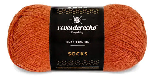 Lana Socks 50grs Revesderecho
