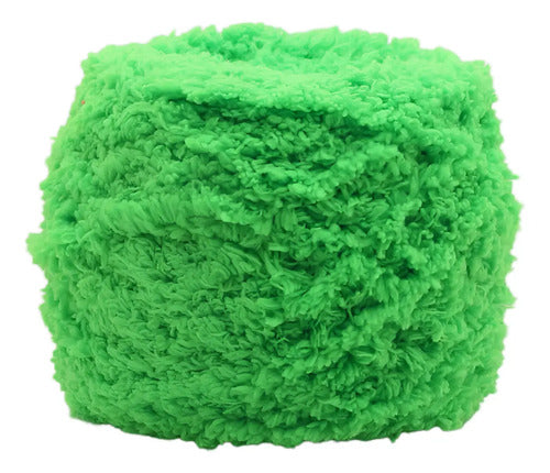 Lana Peluche 100grs Aprox