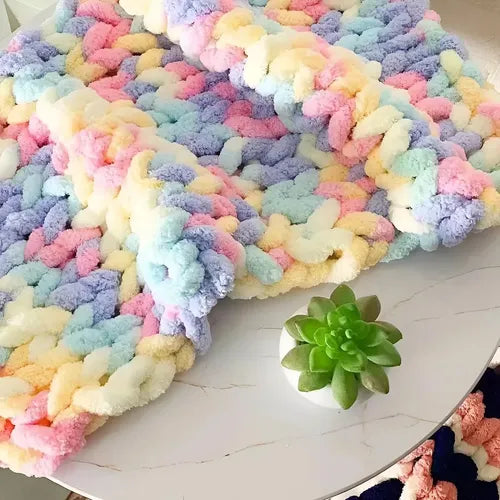 Lana Chenille Super Chunky 20mm.