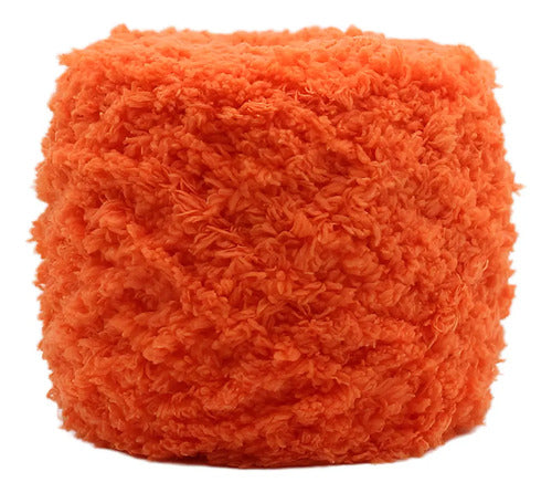 Lana Peluche 100grs Aprox