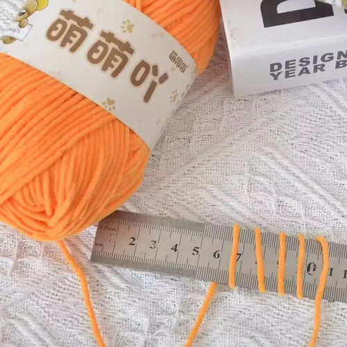 Lana Mini Velvet 50grs Ultra Delgada 3mm.