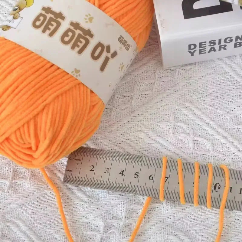 Lana Mini Velvet 50grs Ultra Delgada 3mm.